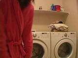 Amateur teen masturbates on washing machine