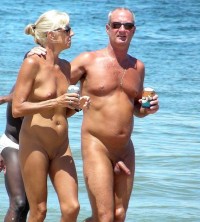 Father's big semi-erected cock likes mother's big shaved cunt and small tits